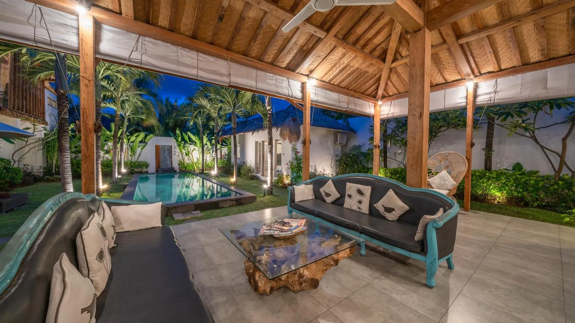 Villa Palm Tree - Huge 4Bd Villa Center Seminyak אינדונזיה