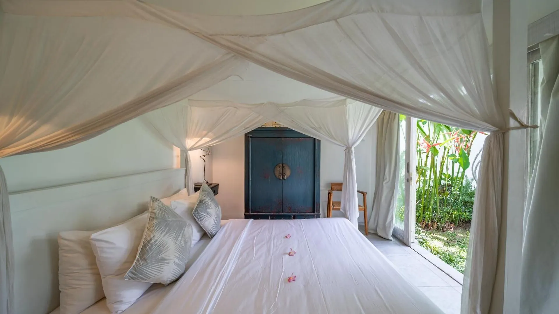 Villa Palm Tree - Huge 4Bd Villa Center Seminyak 0*, סמיניאק אינדונזיה